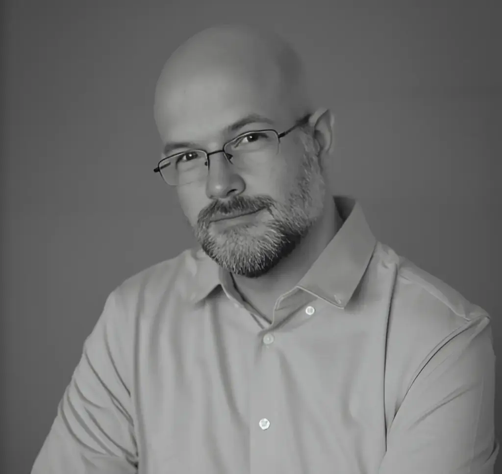 Reis Informatica IT professional team member portrait