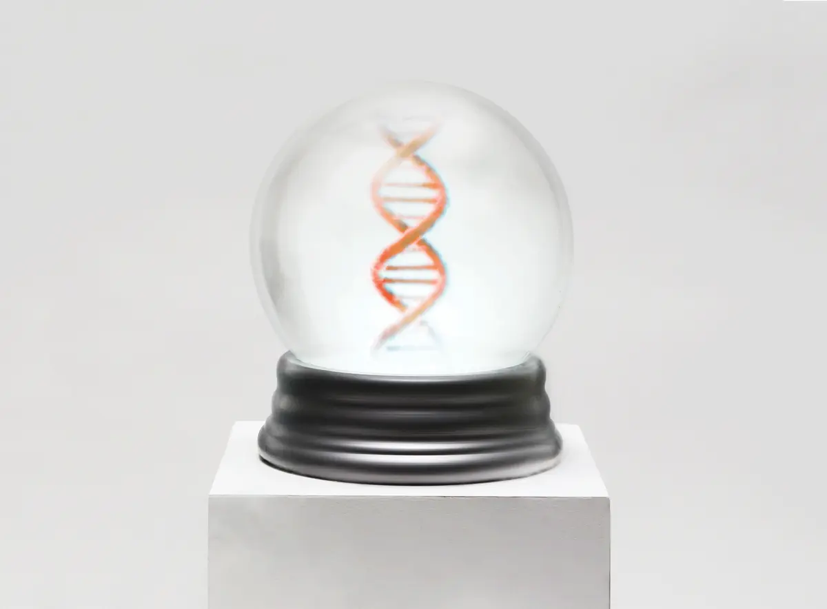 “Reis Informatica blog image showing DNA inside a crystal ball representing future technology and data strategy